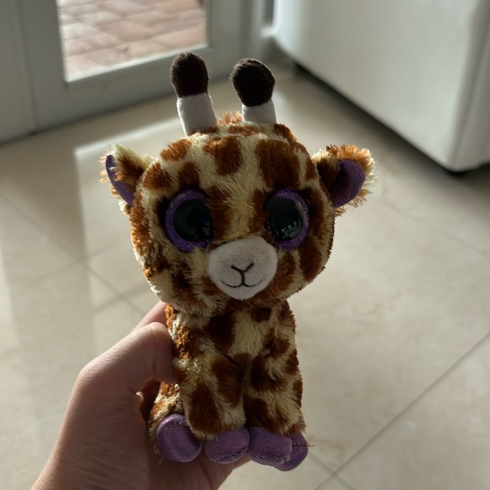 Giraffe beanie baby stuffed animal